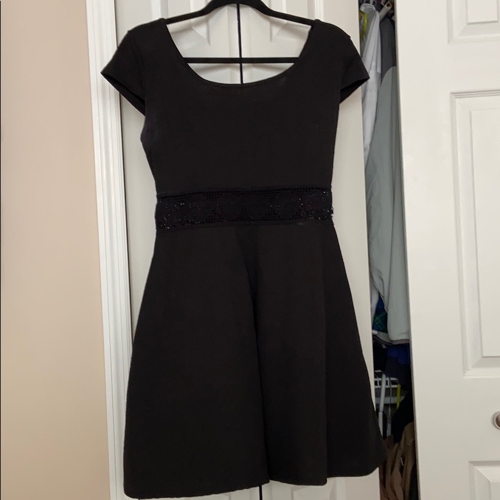 Fit and flare cupped sleeves dress